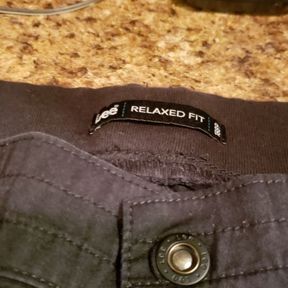 Capris - Picture 2 of 2
